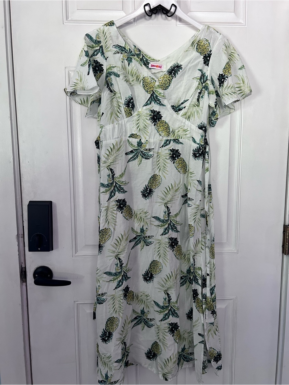 Lightweight Pineapple Print Mini Dress - White/Green
